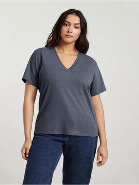 Everlane The Vintage V-Neck Hemp Tee size L Atlantic